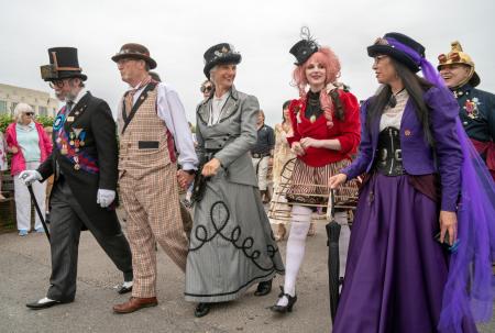 A Splendid Day Out Steampunk 1746809204