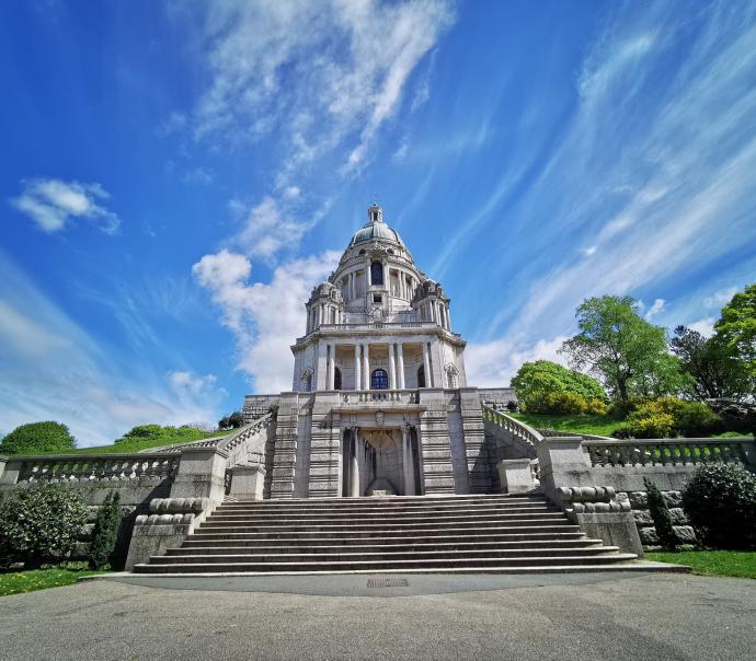 Sunny Days at Williamson Park