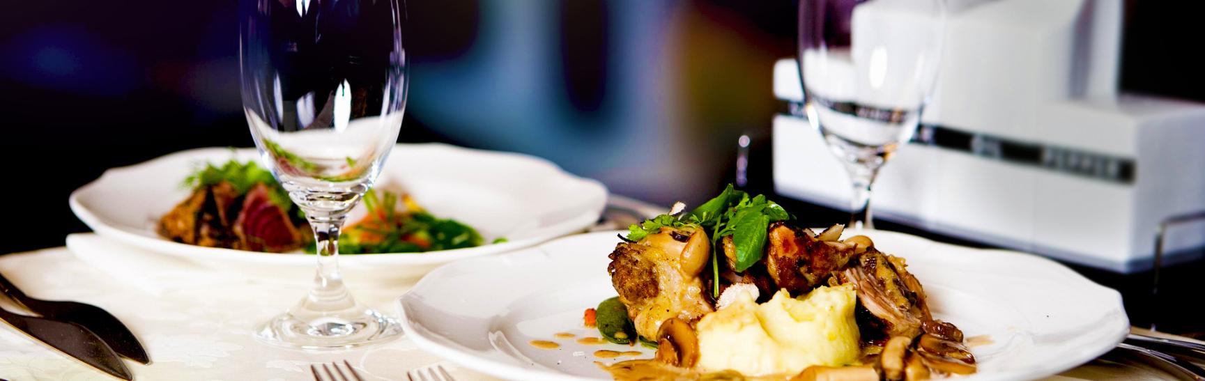 Dining 2 Edit