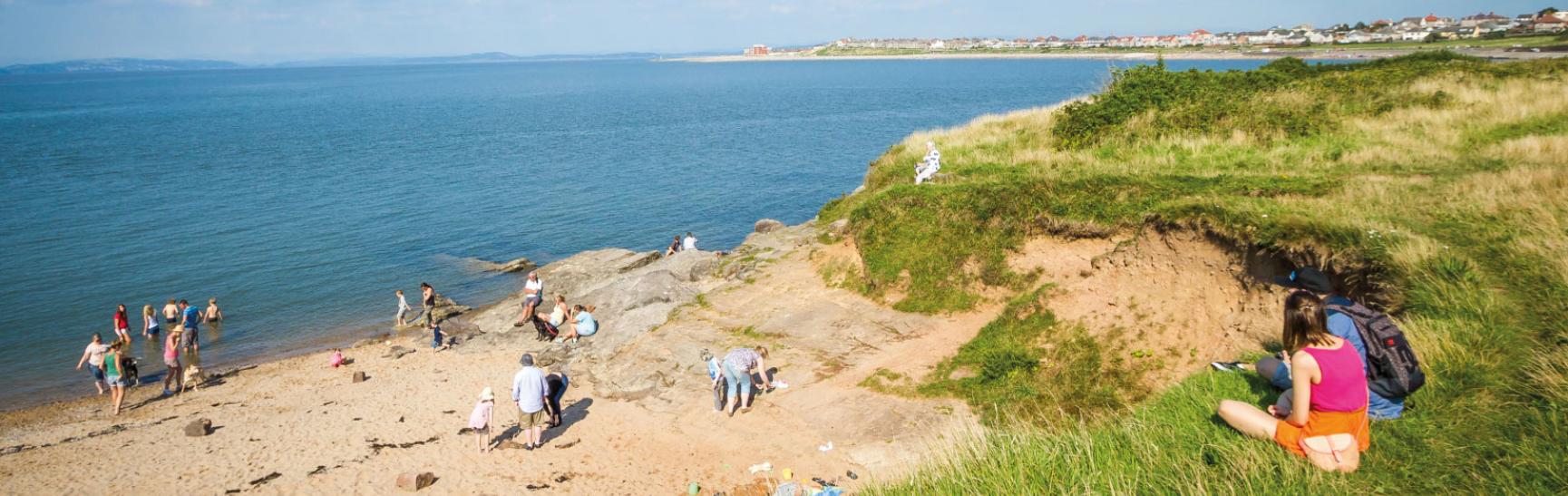 Scenic lookouts over the bay