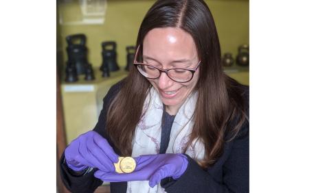 Rachael Holding Ida Cunard Brooch Compressed 1 1