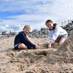 Boy and Girl in Sand 0589 Credit - Darren Andrews (JPG)