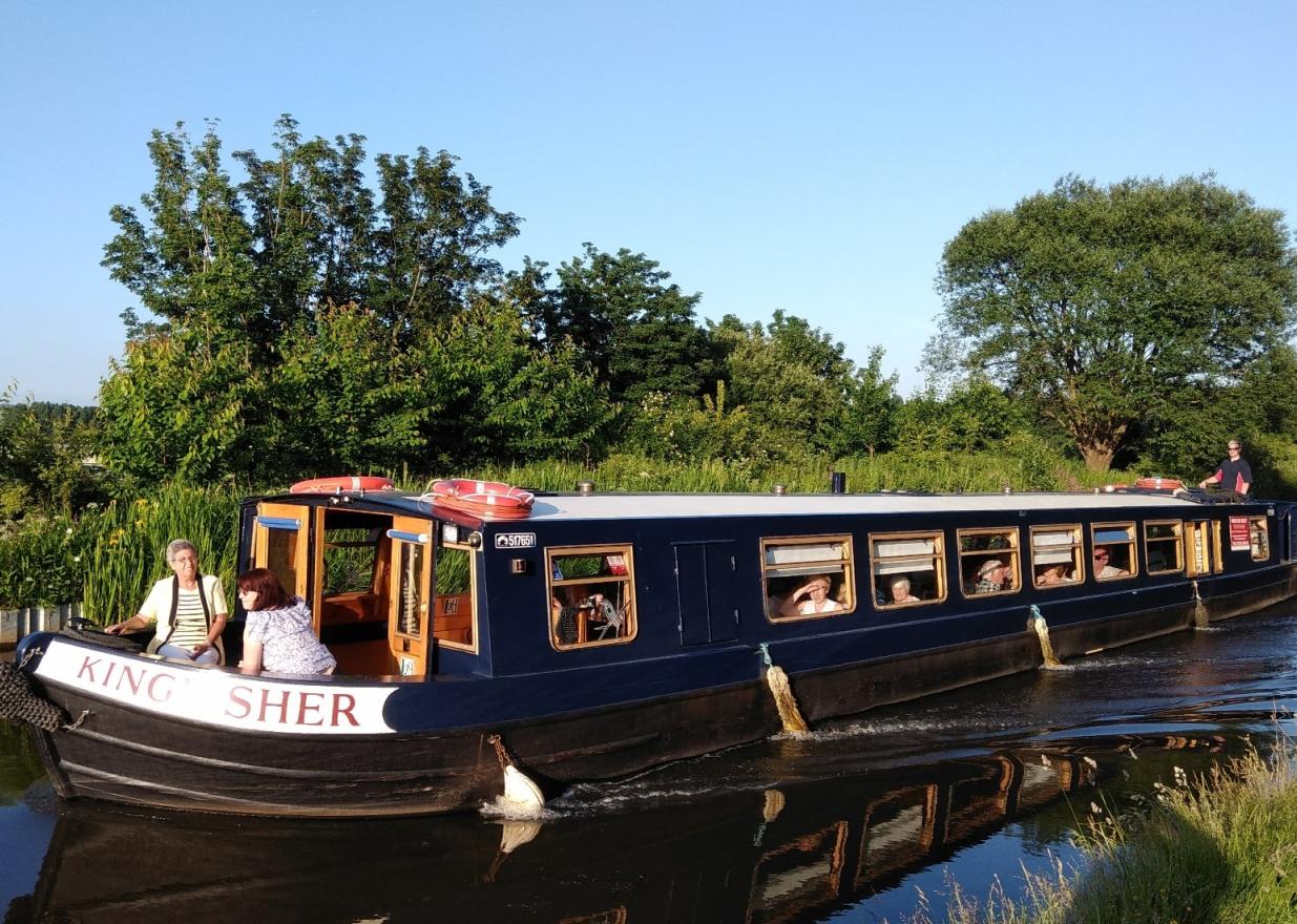 Kingfisher Canal Cruises2