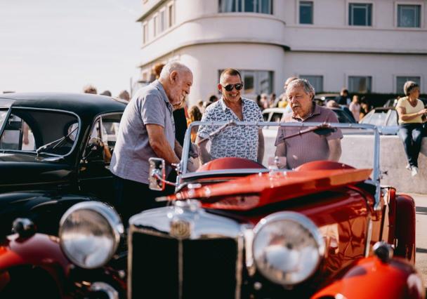 Classic Cars Were A Big Attraction At Vintage By The Sea Curated By Deco Publique Photo By Robin Zahler