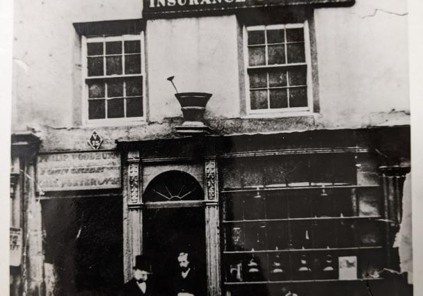 S H Chemist With Pestle Mortar Sign